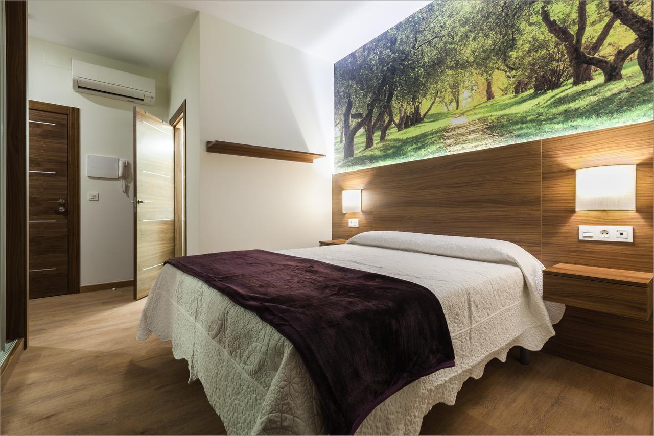 Double Room Private Bathroom